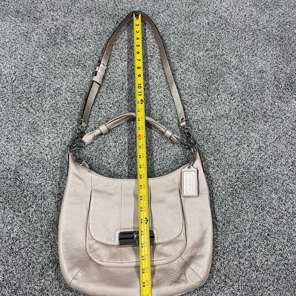Coach Kristin Pebbled Leather Champagne Shoulder Bag Crossbody Hobo Zip Closure - Picture 6 of 15